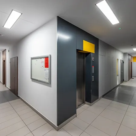 Metro Plocka Cosy By Bookinghost