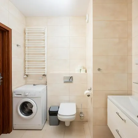 Metro Plocka Cosy By Bookinghost Varšava